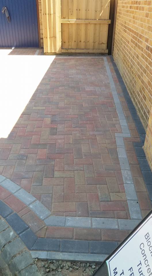 Asphalt Driveways in Wroughton